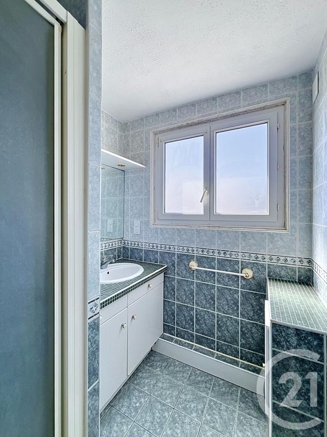 Appartement F4 &agrave; vendre - 4 pi&egrave;ces - 81,14 m2 - St Jean De Braye - 45 - CENTRE