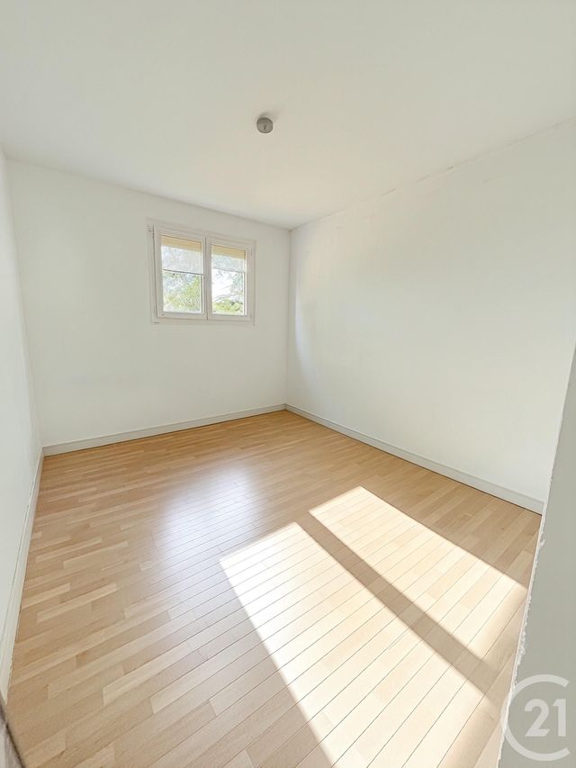 Appartement F2 &agrave; louer - 3 pi&egrave;ces - 65,32 m2 - St Jean De Braye - 45 - CENTRE