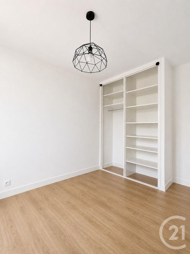 Appartement F2 &agrave; louer - 3 pi&egrave;ces - 65,32 m2 - St Jean De Braye - 45 - CENTRE