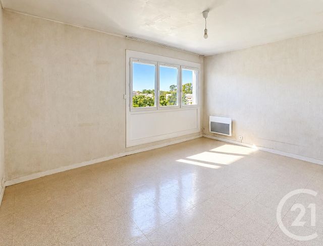 Appartement F1 &agrave; louer - 1 pi&egrave;ce - 30,22 m2 - St Jean De Braye - 45 - CENTRE