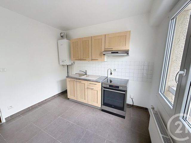 Appartement F3 &agrave; louer - 3 pi&egrave;ces - 63,73 m2 - St Jean De Braye - 45 - CENTRE