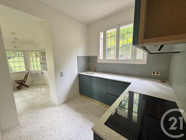Maison &agrave; vendre - 7 pi&egrave;ces - 145 m2 - St Remy Les Chevreuse - 78 - ILE-DE-FRANCE