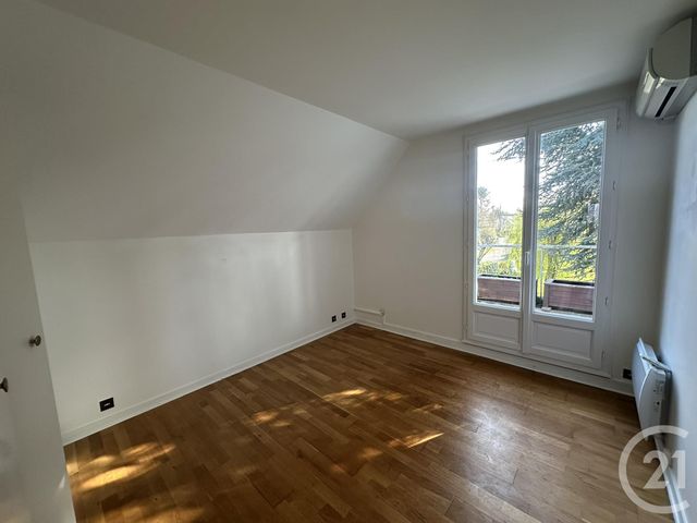 Maison &agrave; louer - 8 pi&egrave;ces - 182,93 m2 - Gif Sur Yvette - 91 - ILE-DE-FRANCE