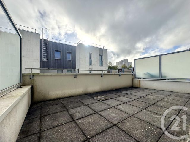 Appartement Duplex à vendre - 3 pièces - 63 m2 - Les Ulis - 91 - ILE-DE-FRANCE