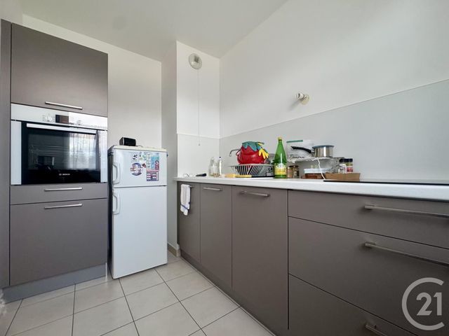 Appartement Duplex à vendre - 3 pièces - 63 m2 - Les Ulis - 91 - ILE-DE-FRANCE