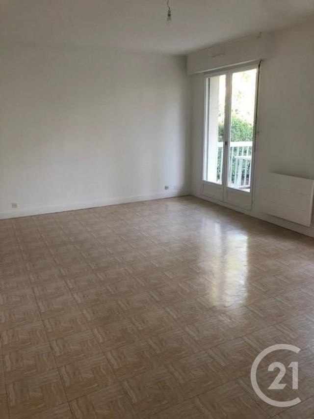 Appartement F1 à louer - 1 pièce - 27,44 m2 - Gif Sur Yvette - 91 - ILE-DE-FRANCE