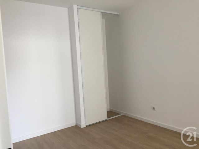 Appartement F2 à louer - 2 pièces - 50,80 m2 - St Remy Les Chevreuse - 78 - ILE-DE-FRANCE