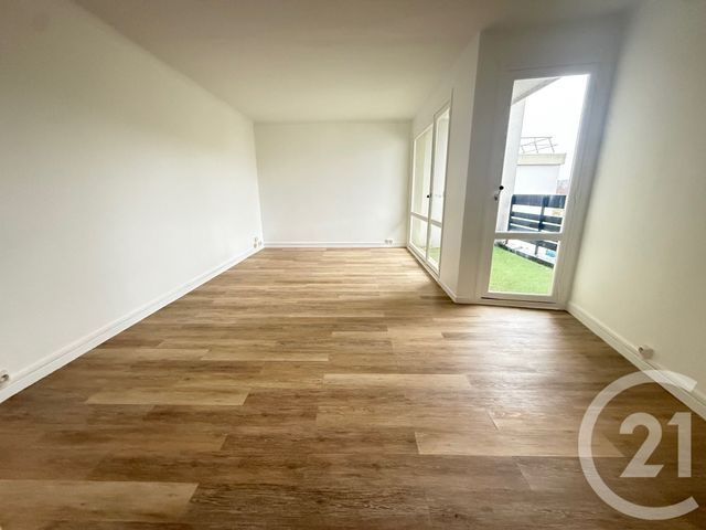 Appartement F3 &agrave; louer - 3 pi&egrave;ces - 64,43 m2 - Gif Sur Yvette - 91 - ILE-DE-FRANCE