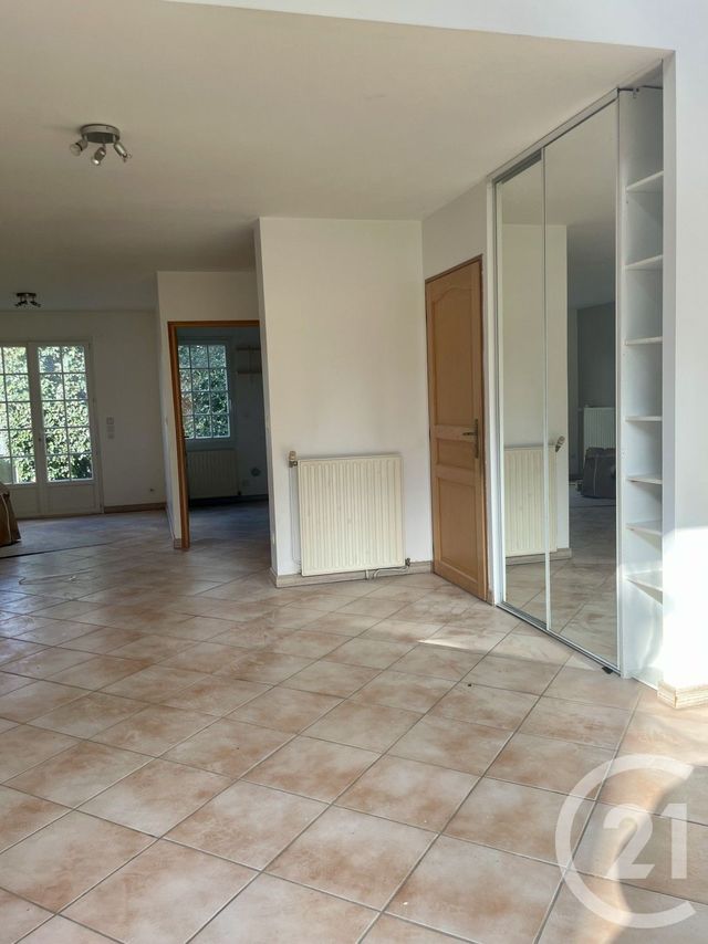 Maison &agrave; louer - 4 pi&egrave;ces - 90,45 m2 - Gif Sur Yvette - 91 - ILE-DE-FRANCE