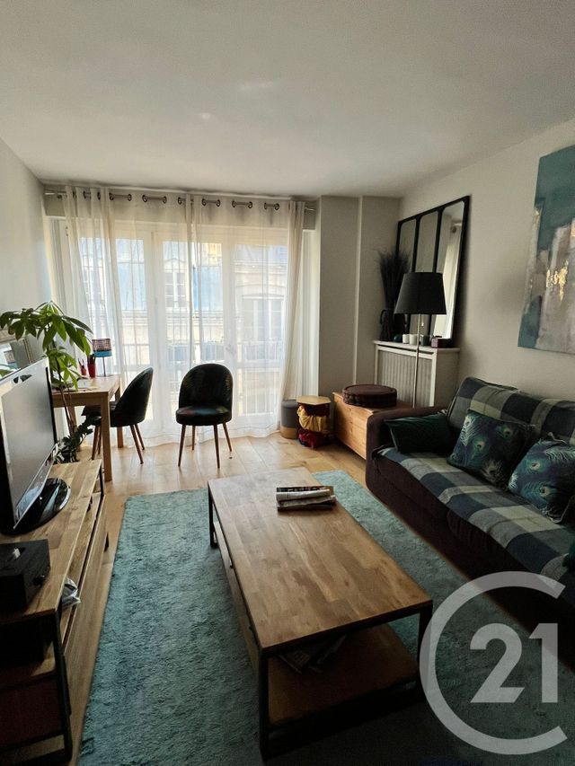 Appartement F3 à louer - 3 pièces - 67,96 m2 - Paris - 75017 - ILE-DE-FRANCE