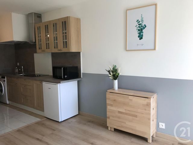 Appartement Studio &agrave; louer - 1 pi&egrave;ce - 19,42 m2 - Gif Sur Yvette - 91 - ILE-DE-FRANCE