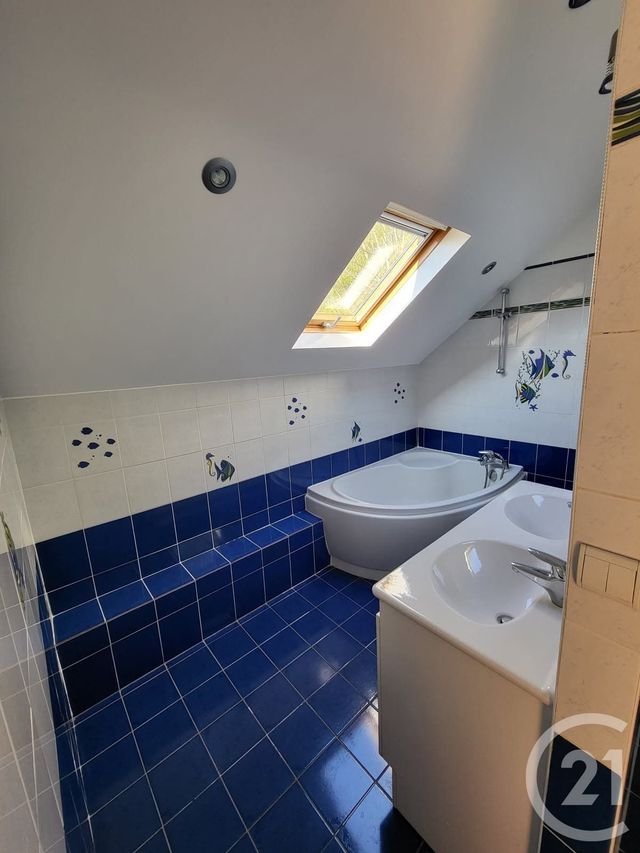 Maison &agrave; louer - 5 pi&egrave;ces - 96,61 m2 - Buc - 78 - ILE-DE-FRANCE