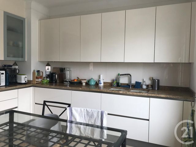 Maison &agrave; louer - 5 pi&egrave;ces - 96,61 m2 - Buc - 78 - ILE-DE-FRANCE