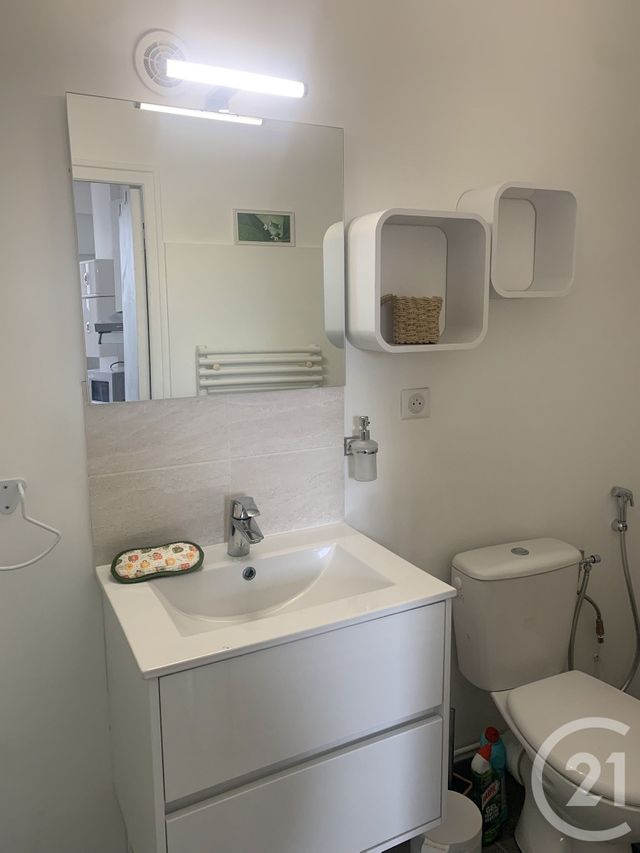 Appartement F1 &agrave; louer - 1 pi&egrave;ce - 17,74 m2 - St Remy Les Chevreuse - 78 - ILE-DE-FRANCE