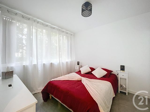 Appartement F1 &agrave; louer - 2 pi&egrave;ces - 28,50 m2 - Fontenay Le Fleury - 78 - ILE-DE-FRANCE