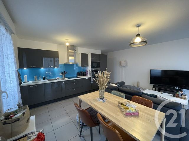 Appartement F3 &agrave; louer - 3 pi&egrave;ces - 59,75 m2 - Les Ulis - 91 - ILE-DE-FRANCE