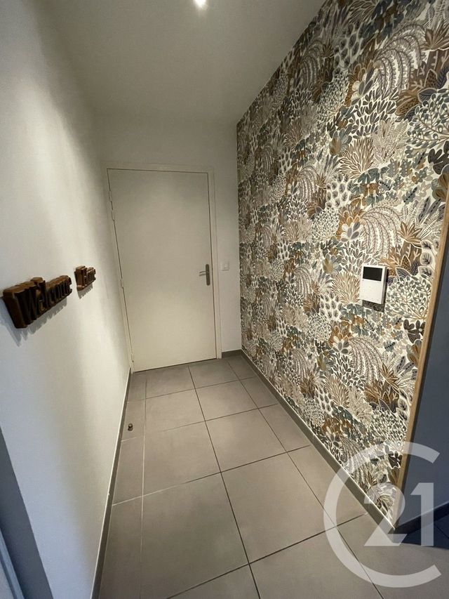 Appartement F3 &agrave; louer - 3 pi&egrave;ces - 59,75 m2 - Les Ulis - 91 - ILE-DE-FRANCE