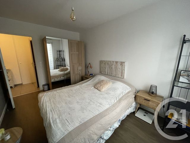 Appartement F3 &agrave; louer - 3 pi&egrave;ces - 59,75 m2 - Les Ulis - 91 - ILE-DE-FRANCE