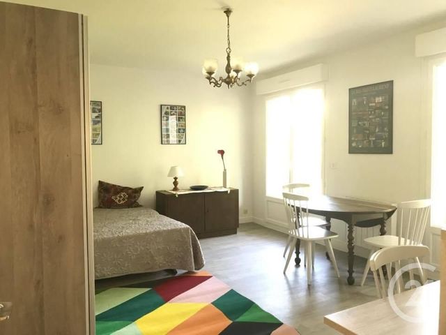 Appartement F1 &agrave; louer - 1 pi&egrave;ce - 27,37 m2 - Gif Sur Yvette - 91 - ILE-DE-FRANCE