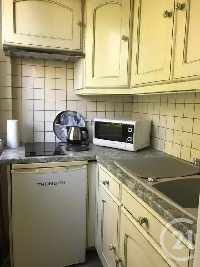 Appartement F1 &agrave; louer - 1 pi&egrave;ce - 27,37 m2 - Gif Sur Yvette - 91 - ILE-DE-FRANCE