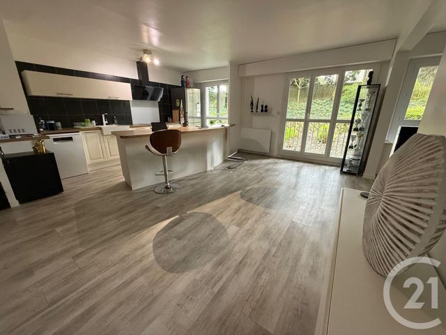 Appartement F3 bis &agrave; vendre - 4 pi&egrave;ces - 79 m2 - Les Ulis - 91 - ILE-DE-FRANCE