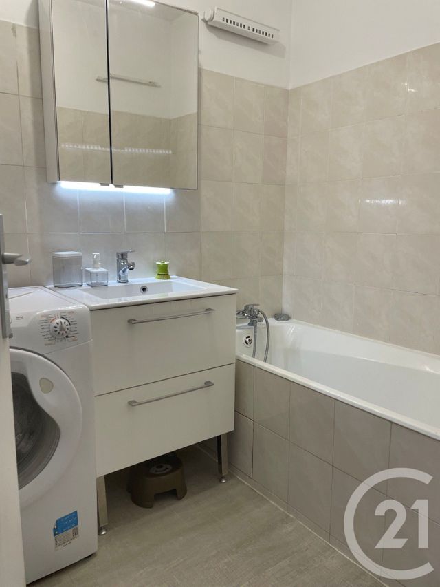 Appartement F3 &agrave; louer - 3 pi&egrave;ces - 67 m2 - Gif Sur Yvette - 91 - ILE-DE-FRANCE