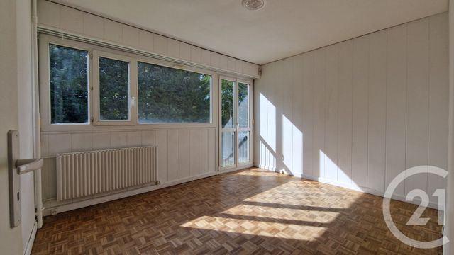 Appartement F2 &agrave; louer - 2 pi&egrave;ces - 52,27 m2 - Gif Sur Yvette - 91 - ILE-DE-FRANCE