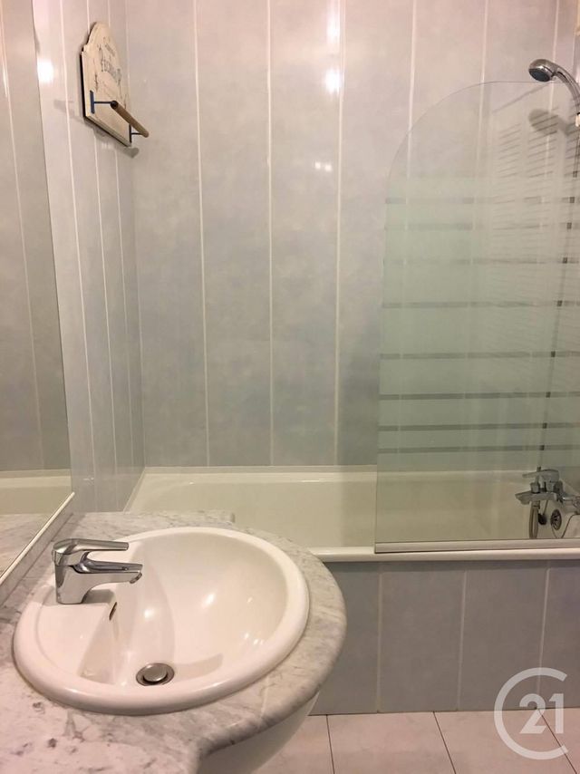 Appartement F2 &agrave; louer - 2 pi&egrave;ces - 52,27 m2 - Gif Sur Yvette - 91 - ILE-DE-FRANCE