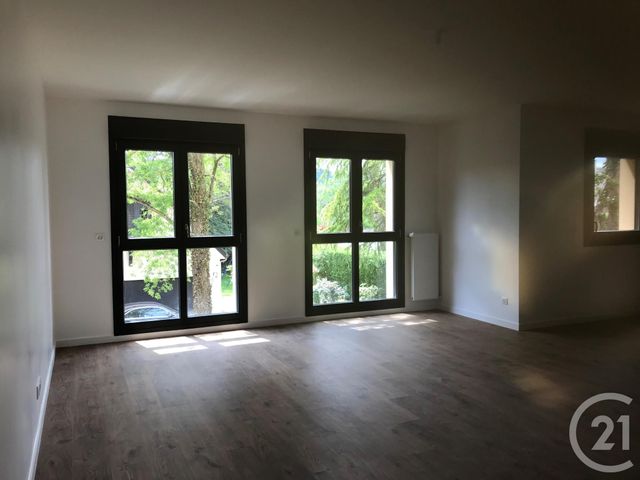 Appartement F4 &agrave; louer - 4 pi&egrave;ces - 92,50 m2 - Gif Sur Yvette - 91 - ILE-DE-FRANCE