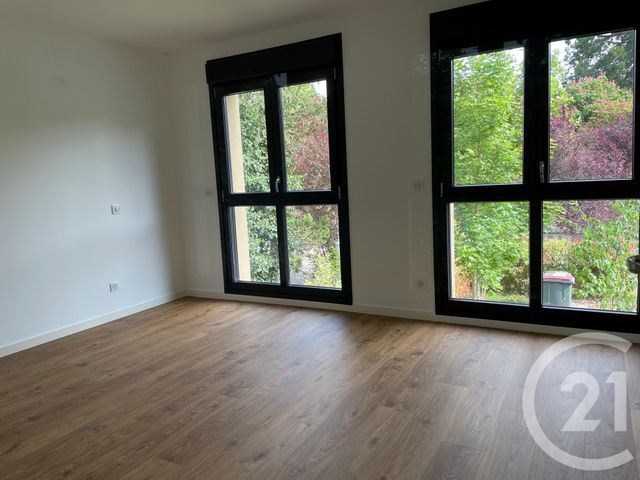 Appartement F4 &agrave; louer - 4 pi&egrave;ces - 92,50 m2 - Gif Sur Yvette - 91 - ILE-DE-FRANCE