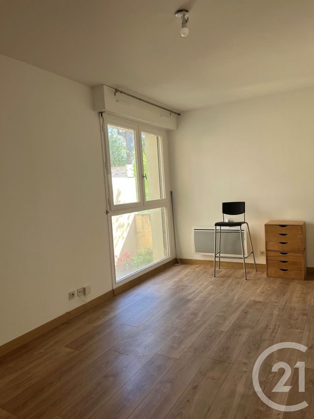 Appartement Studio &agrave; louer - 1 pi&egrave;ce - 21,86 m2 - Gif Sur Yvette - 91 - ILE-DE-FRANCE