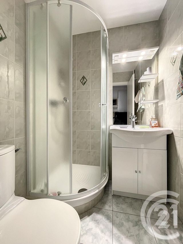 Appartement Chambre &agrave; louer - 1 pi&egrave;ce - 13,04 m2 - Versailles - 78 - ILE-DE-FRANCE