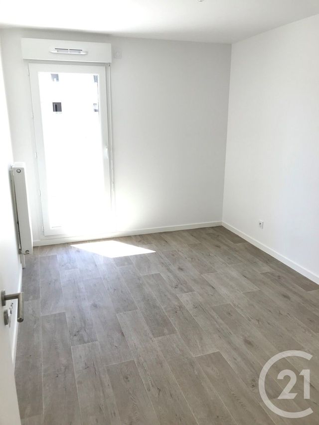 Appartement F3 &agrave; louer - 3 pi&egrave;ces - 59,30 m2 - Gif Sur Yvette - 91 - ILE-DE-FRANCE