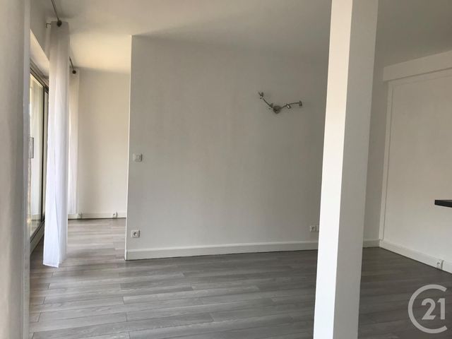 Appartement F2 &agrave; louer - 2 pi&egrave;ces - 40,47 m2 - Sceaux - 92 - ILE-DE-FRANCE