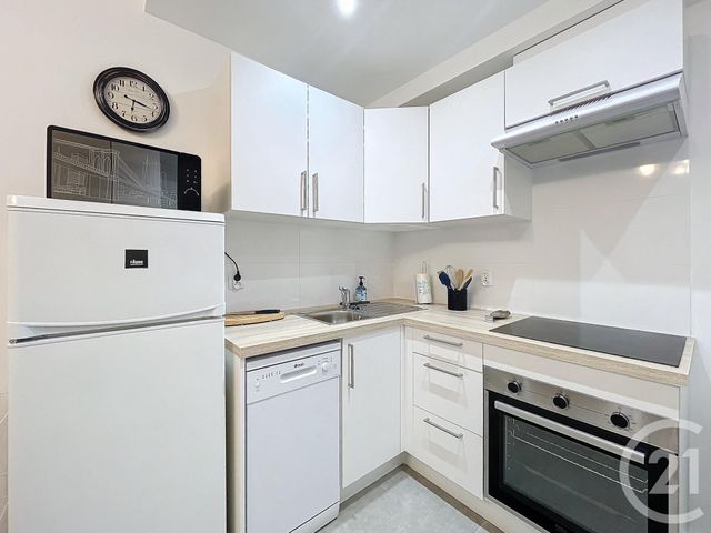 Appartement F1 &agrave; louer - 2 pi&egrave;ces - 28,50 m2 - Fontenay Le Fleury - 78 - ILE-DE-FRANCE