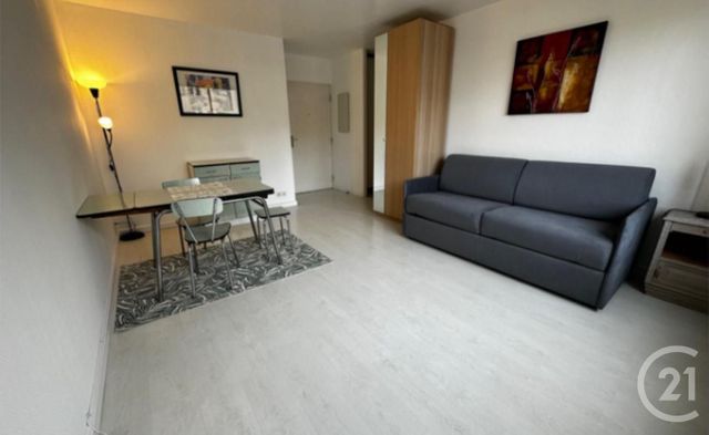 Appartement Studio &agrave; louer - 1 pi&egrave;ce - 26,54 m2 - Le Chesnay - 78 - ILE-DE-FRANCE