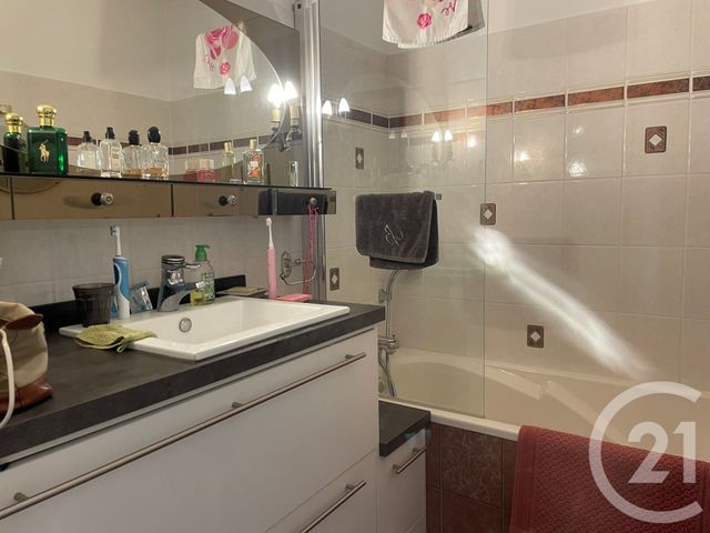 Appartement F4 &agrave; louer - 4 pi&egrave;ces - 79,20 m2 - Gif Sur Yvette - 91 - ILE-DE-FRANCE