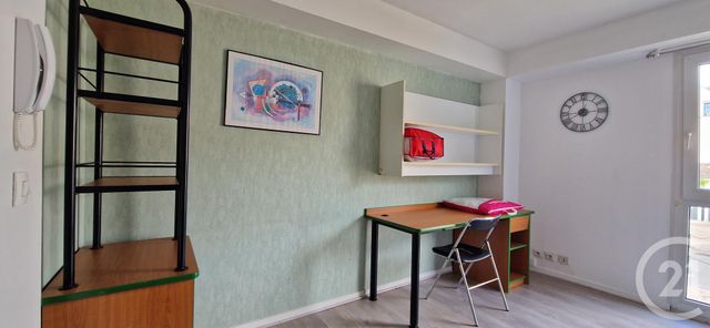 Appartement Studio &agrave; louer - 1 pi&egrave;ce - 17,21 m2 - Gif Sur Yvette - 91 - ILE-DE-FRANCE