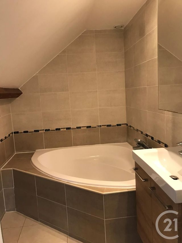 Maison &agrave; louer - 4 pi&egrave;ces - 50,73 m2 - Gometz Le Chatel - 91 - ILE-DE-FRANCE