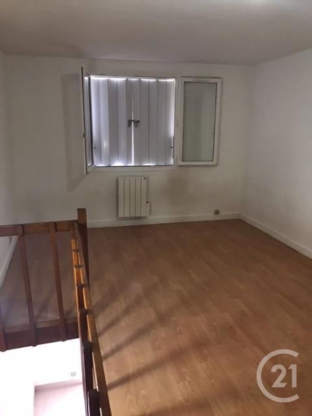 Appartement Duplex &agrave; louer - 2 pi&egrave;ces - 35,67 m2 - Gometz Le Chatel - 91 - ILE-DE-FRANCE
