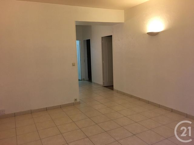 Appartement F4 &agrave; louer - 4 pi&egrave;ces - 67,61 m2 - Palaiseau - 91 - ILE-DE-FRANCE