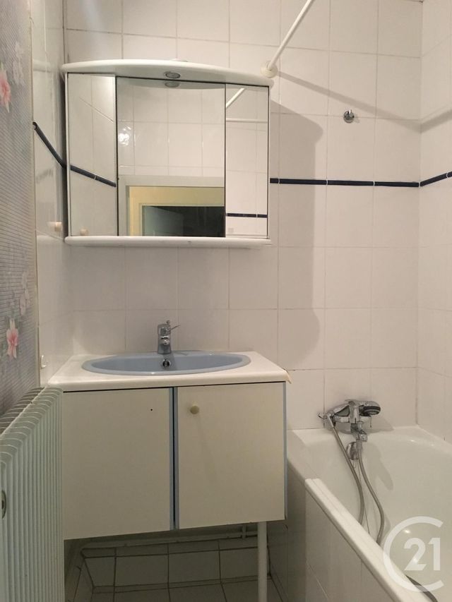 Appartement F4 &agrave; louer - 4 pi&egrave;ces - 67,61 m2 - Palaiseau - 91 - ILE-DE-FRANCE