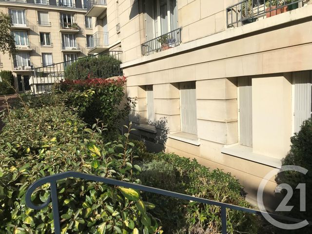 Appartement Studio &agrave; louer - 1 pi&egrave;ce - 15,32 m2 - Versailles - 78 - ILE-DE-FRANCE
