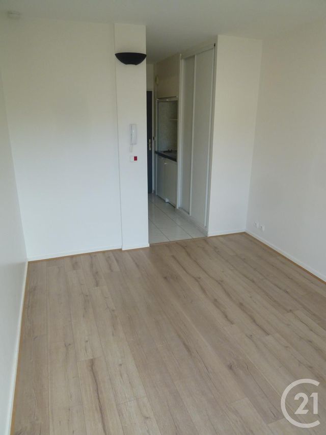 Appartement Studio &agrave; louer - 1 pi&egrave;ce - 18,65 m2 - Gif Sur Yvette - 91 - ILE-DE-FRANCE