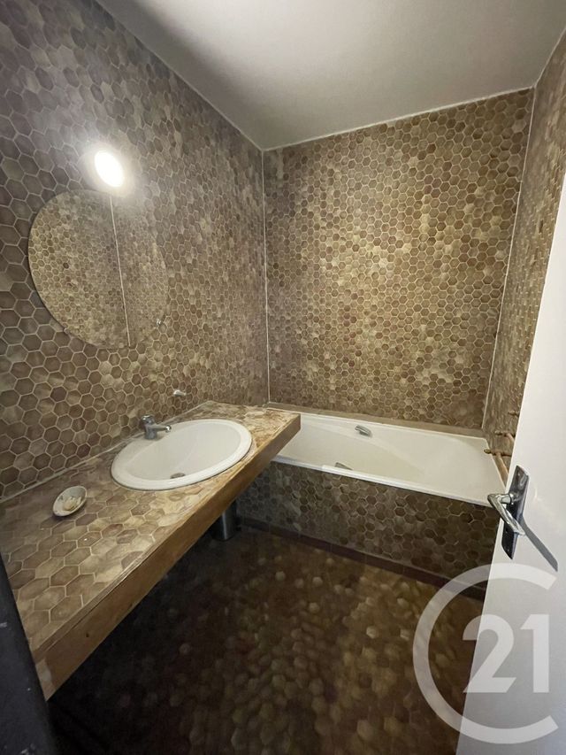 Maison &agrave; louer - 6 pi&egrave;ces - 148,09 m2 - St Remy Les Chevreuse - 78 - ILE-DE-FRANCE