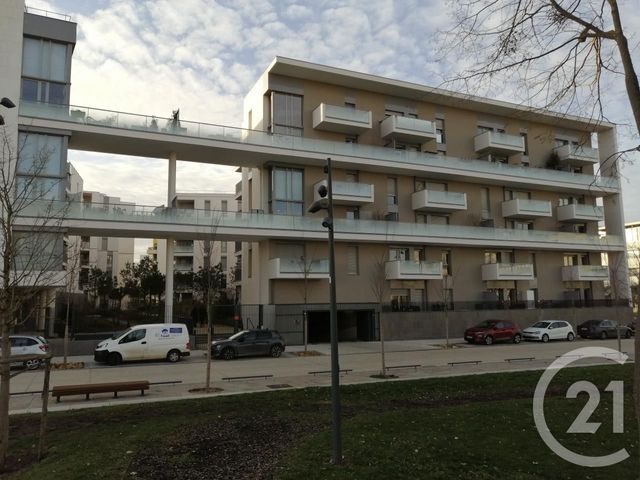 Appartement F4 &agrave; louer - 4 pi&egrave;ces - 76,90 m2 - Gif Sur Yvette - 91 - ILE-DE-FRANCE