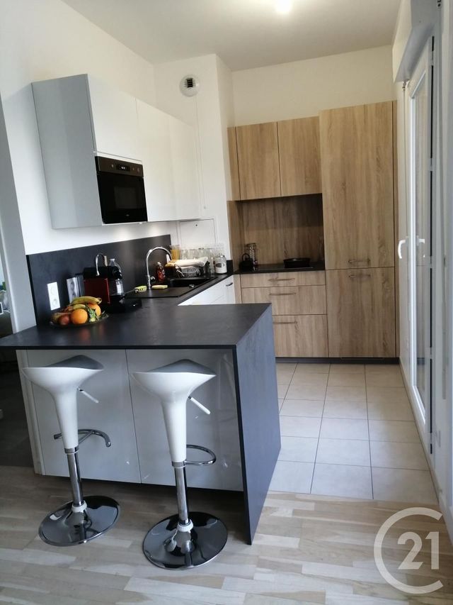 Appartement F4 &agrave; louer - 4 pi&egrave;ces - 76,90 m2 - Gif Sur Yvette - 91 - ILE-DE-FRANCE