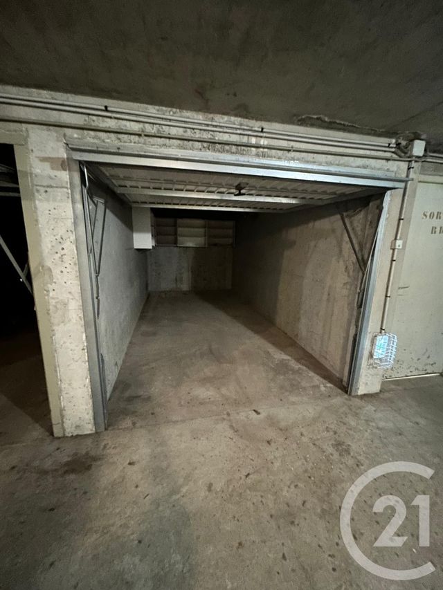 parking - ST CLOUD - 92