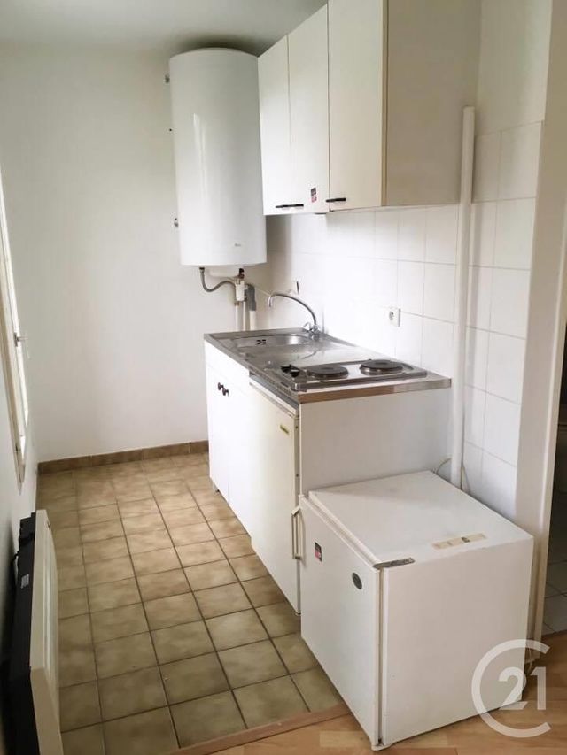 Appartement Studio &agrave; louer - 1 pi&egrave;ce - 27,97 m2 - Gif Sur Yvette - 91 - ILE-DE-FRANCE