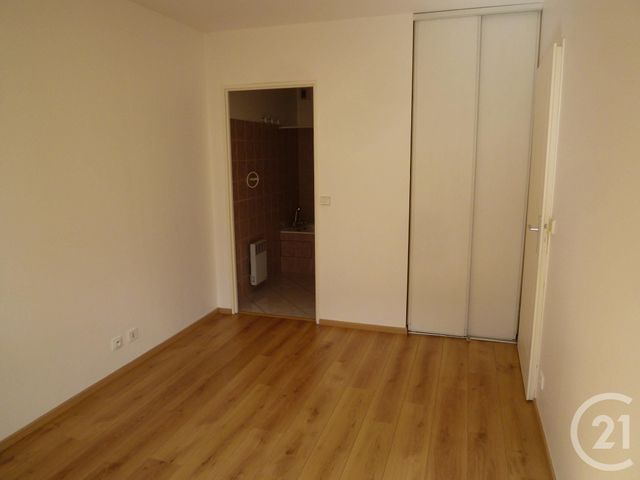 Appartement F2 &agrave; louer - 2 pi&egrave;ces - 38,30 m2 - Gif Sur Yvette - 91 - ILE-DE-FRANCE